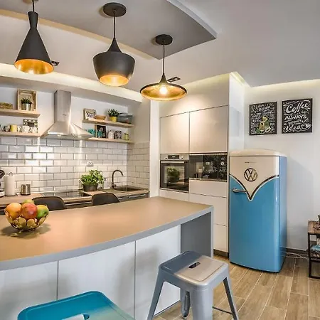 Corvin Interior Design Apartment+free Garage *